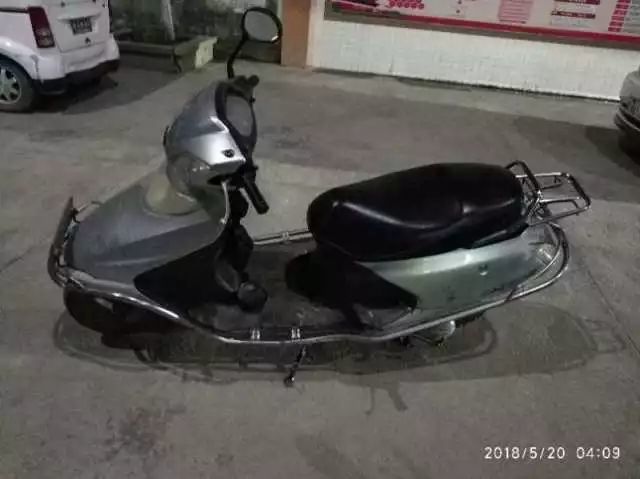 民警抓捕盜車團(tuán)伙時(shí)反被噴催淚劑