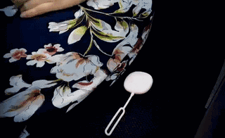 除了防狼噴霧，還有這個報警神器，女性出門必帶！